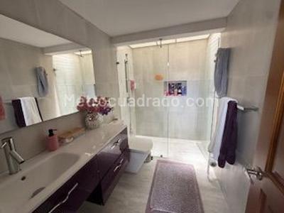 Casa de 4 alcobas en venta en San Jose De Bavaria, Bogotá, 800 m² · foto 9 de 16