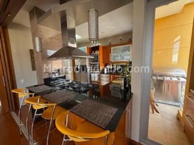 Apartamento de 3 alcobas en venta en Colina San Jose Del Prado, Bogotá, 196 m² · foto 4 de 20