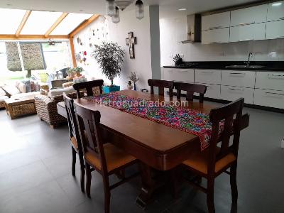 Casa de 3 alcobas en venta en San Jose De Bavaria, Bogotá, 600 m² · foto 4 de 13