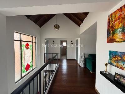 Casa de 3 alcobas en venta en San Jose De Bavaria, Bogotá, 550 m² · foto 14 de 17