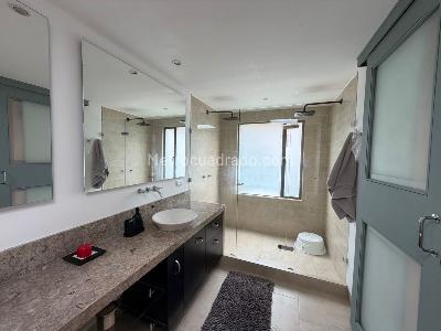 Casa de 3 alcobas en venta en San Jose De Bavaria, Bogotá, 550 m² · foto 5 de 17