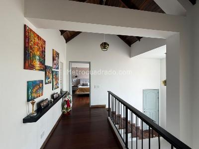 Casa de 3 alcobas en venta en San Jose De Bavaria, Bogotá, 550 m² · foto 9 de 17