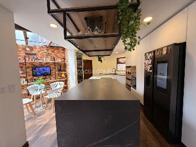 Casa de 4 alcobas en venta en San Jose De Bavaria, Bogotá, 800 m² · foto 12 de 14