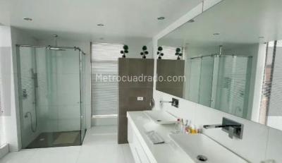 Casa de 4 alcobas en venta en Hacienda San Simon, Bogotá, 1250 m² · foto 5 de 13