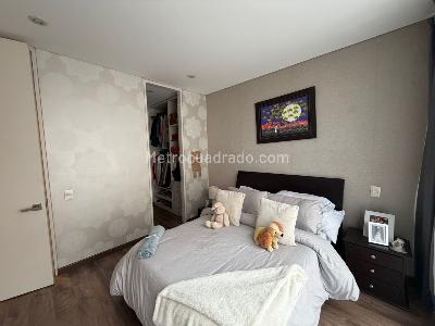 Apartamento de 3 alcobas en venta en Chico Norte, Bogotá, 100 m² · foto 13 de 17