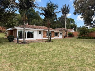 Casa de 4 alcobas en venta en San Jose De Bavaria, Bogotá · foto 16 de 16