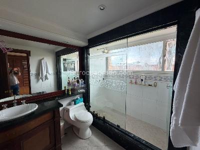 Casa de 4 alcobas en venta en San Jose De Bavaria, Bogotá · foto 6 de 16