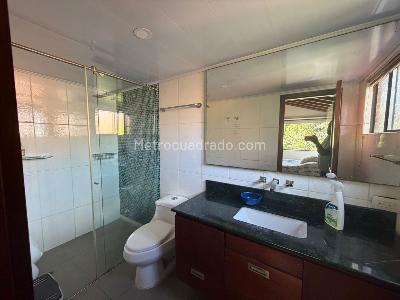 Casa de 4 alcobas en venta en San Jose De Bavaria, Bogotá, 1100 m² · foto 8 de 15