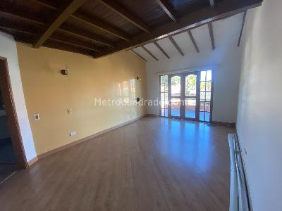 Casa de 4 alcobas en venta en San Jose De Bavaria, Bogotá, 600 m² · foto 6 de 18
