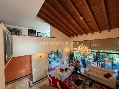 Casa de 4 alcobas en venta en San Jose De Bavaria, Bogotá, 1100 m² · foto 10 de 16