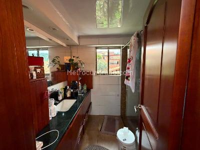 Casa de 4 alcobas en venta en San Jose De Bavaria, Bogotá, 1100 m² · foto 11 de 16
