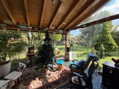 Casa de 4 alcobas en venta en San Jose De Bavaria, Bogotá, 1100 m² · foto 14 de 16