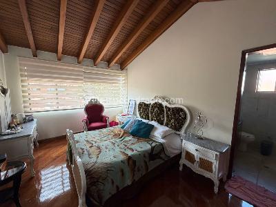 Casa de 4 alcobas en venta en San Jose De Bavaria, Bogotá, 1100 m² · foto 5 de 16