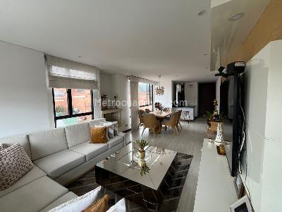 Apartamento de 3 alcobas en venta en Chico Iii, Bogotá, 110 m² · foto 7 de 12