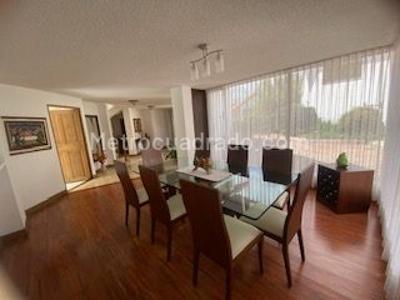 Casa de 4 alcobas en venta en San Jose De Bavaria, Bogotá, 800 m² · foto 12 de 20