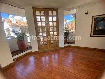 Casa de 4 alcobas en venta en San Jose De Bavaria, Bogotá, 800 m² · foto 4 de 20