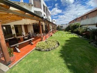Casa de 4 alcobas en venta en San Jose De Bavaria, Bogotá, 800 m² · foto 8 de 20