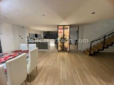 Casa en arriendo en San Jose De Bavaria, Bogotá · foto 9 de 15