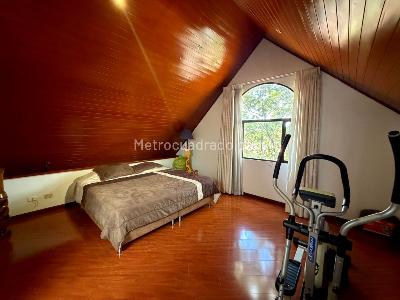 Casa de 3 alcobas en venta en San Jose De Bavaria, Bogotá, 886 m² · foto 16 de 19