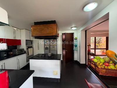 Casa de 4 alcobas en venta en San Jose De Bavaria, Bogotá, 600 m² · foto 13 de 20