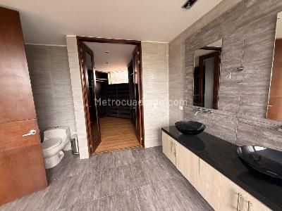 Casa de 4 alcobas en venta en San Jose De Bavaria, Bogotá, 800 m² · foto 7 de 19