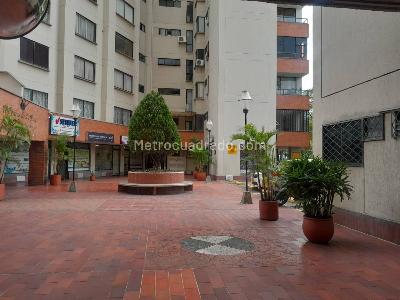 Apartamento en venta en Prados Del Norte, Cali · foto 14 de 17