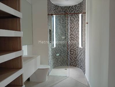 Apartamento de 4 alcobas en venta en Santa Teresita, Cali, 244 m² · foto 18 de 20