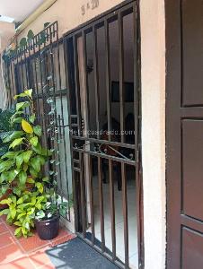 Casa de 5 alcobas en venta en Napoles, Cali, 138 m² · foto 3 de 20