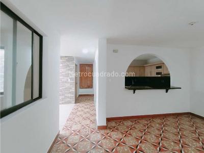 Casa de 4 alcobas en arriendo en Envigado, Envigado, 120 m² · foto 4 de 20