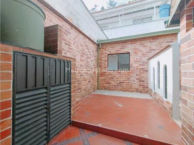 Casa de 5 alcobas en venta en La América, Medellín, 170 m² · foto 3 de 20