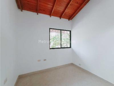 Casa de 5 alcobas en venta en La América, Medellín, 170 m² · foto 14 de 20