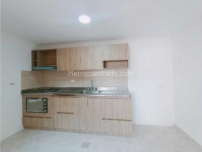 Casa de 5 alcobas en venta en La América, Medellín, 170 m² · foto 16 de 20