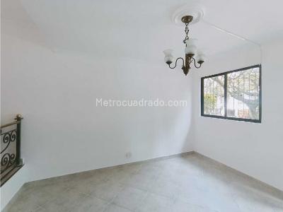 Casa de 5 alcobas en venta en La América, Medellín, 170 m² · foto 17 de 20