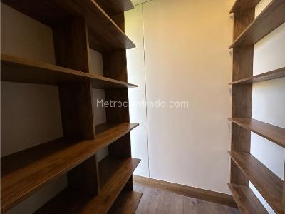 Casa de 3 alcobas en arriendo en Las Palmas, Medellín, 1750 m² · foto 8 de 20