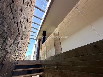 Casa de 3 alcobas en arriendo en Las Palmas, Medellín, 1750 m² · foto 14 de 20