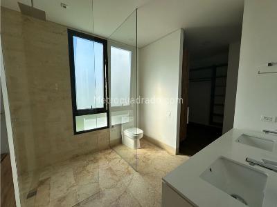 Casa de 3 alcobas en arriendo en Las Palmas, Medellín, 1750 m² · foto 17 de 20