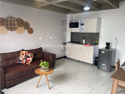 Apartaestudio en venta en Buenos Aires, Medellín, 30 m² · foto 2 de 9