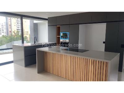 Apartamento de 3 alcobas en venta en El Tesoro, Medellín, 230 m² · foto 7 de 20