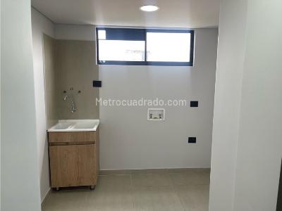 Apartamento de 3 alcobas en venta en El Tesoro, Medellín, 230 m² · foto 9 de 20