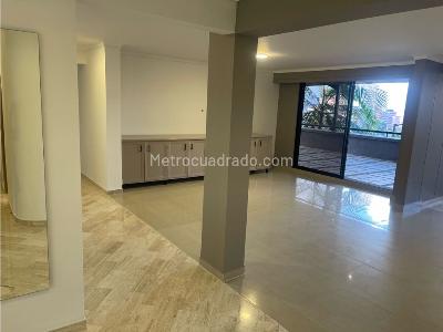 Apartamento de 3 alcobas en venta en Los Balsos, Medellín, 278 m² · foto 2 de 20