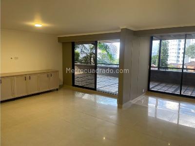 Apartamento de 3 alcobas en venta en Los Balsos, Medellín, 278 m² · foto 5 de 20