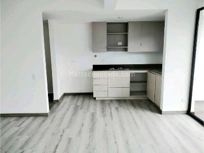 Apartamento de 2 alcobas en venta en El Poblado, Medellín, 64 m² · foto 2 de 20