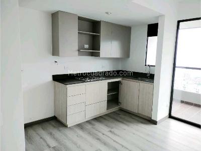 Apartamento de 2 alcobas en venta en El Poblado, Medellín, 64 m² · foto 3 de 20