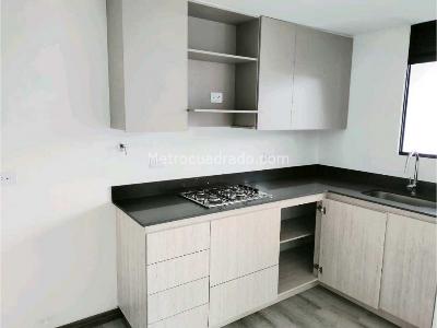 Apartamento de 2 alcobas en venta en El Poblado, Medellín, 64 m² · foto 4 de 20