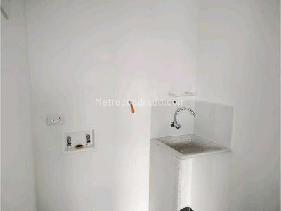 Apartamento de 2 alcobas en venta en El Poblado, Medellín, 64 m² · foto 17 de 20