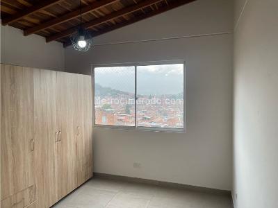 Apartamento de 3 alcobas en venta en La Milagrosa, Medellín, 98 m² · foto 17 de 17