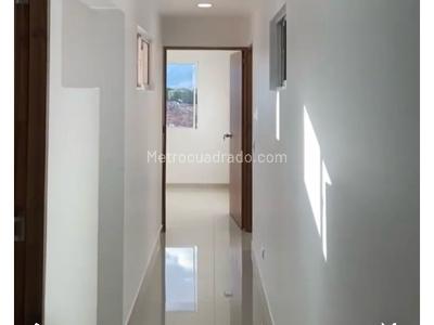 Apartamento de 3 alcobas en venta en La Milagrosa, Medellín, 98 m² · foto 4 de 17