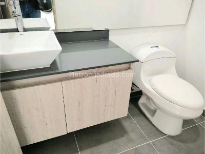 Apartamento de 3 alcobas en venta en Loma Del Escobero, Envigado, 145 m² · foto 10 de 20