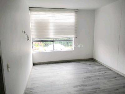 Apartamento de 3 alcobas en venta en Loma Del Escobero, Envigado, 145 m² · foto 11 de 20
