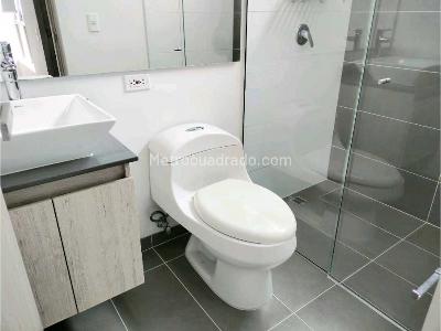 Apartamento de 3 alcobas en venta en Loma Del Escobero, Envigado, 145 m² · foto 19 de 20
